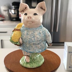 Royal Albert, little pig Robinson, hand-painted non-smoking home Original box